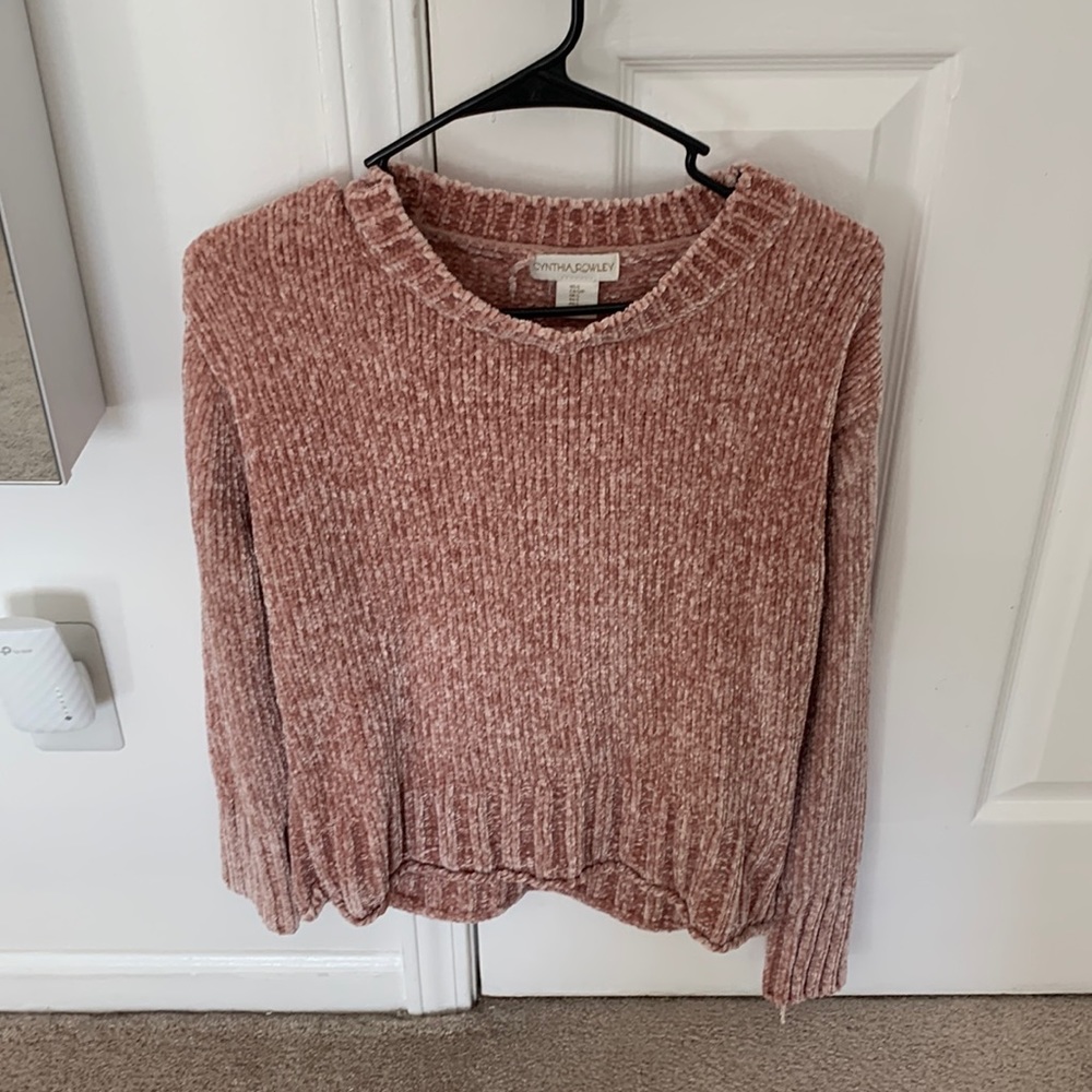 Shiny pink sweater